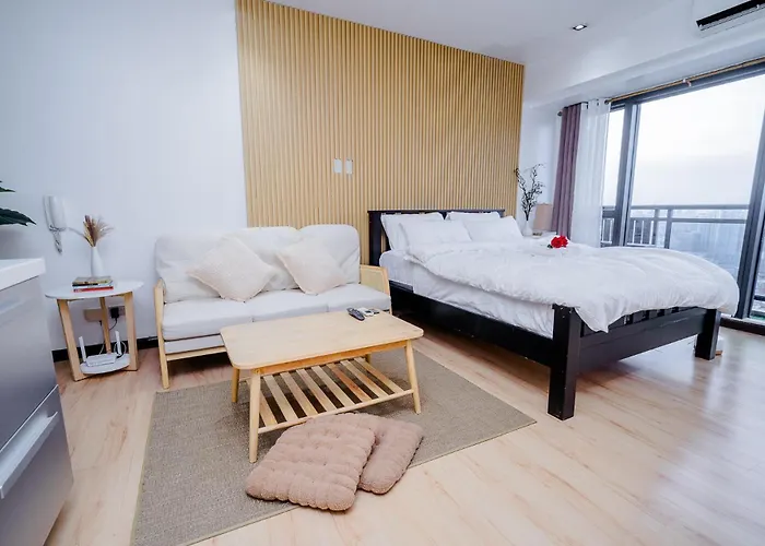 Modern With Balcony At Knightsbridge Residences, Poblacion Makati Aparthotel Manila